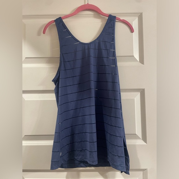 BUNDLE - 2 Athleta Tank Tops - Workout Athletic Fitness Wear - Picture 2 of 8